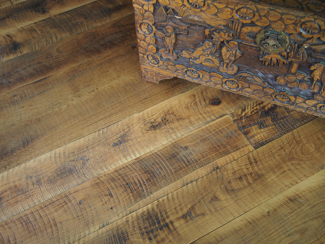 Waterproof Thermally Modified Reclaimed White Oak Flooring